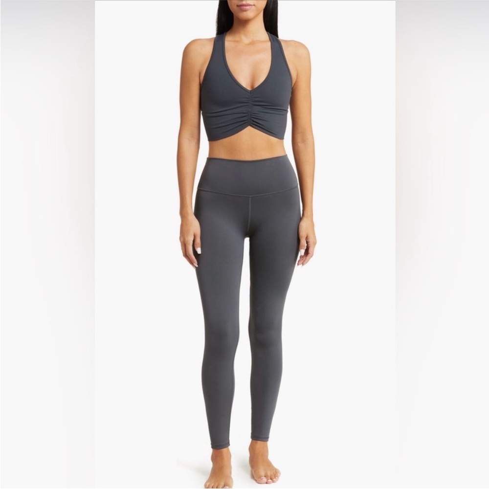 Alo Wild Thing Set Sport Bra & Legging Small